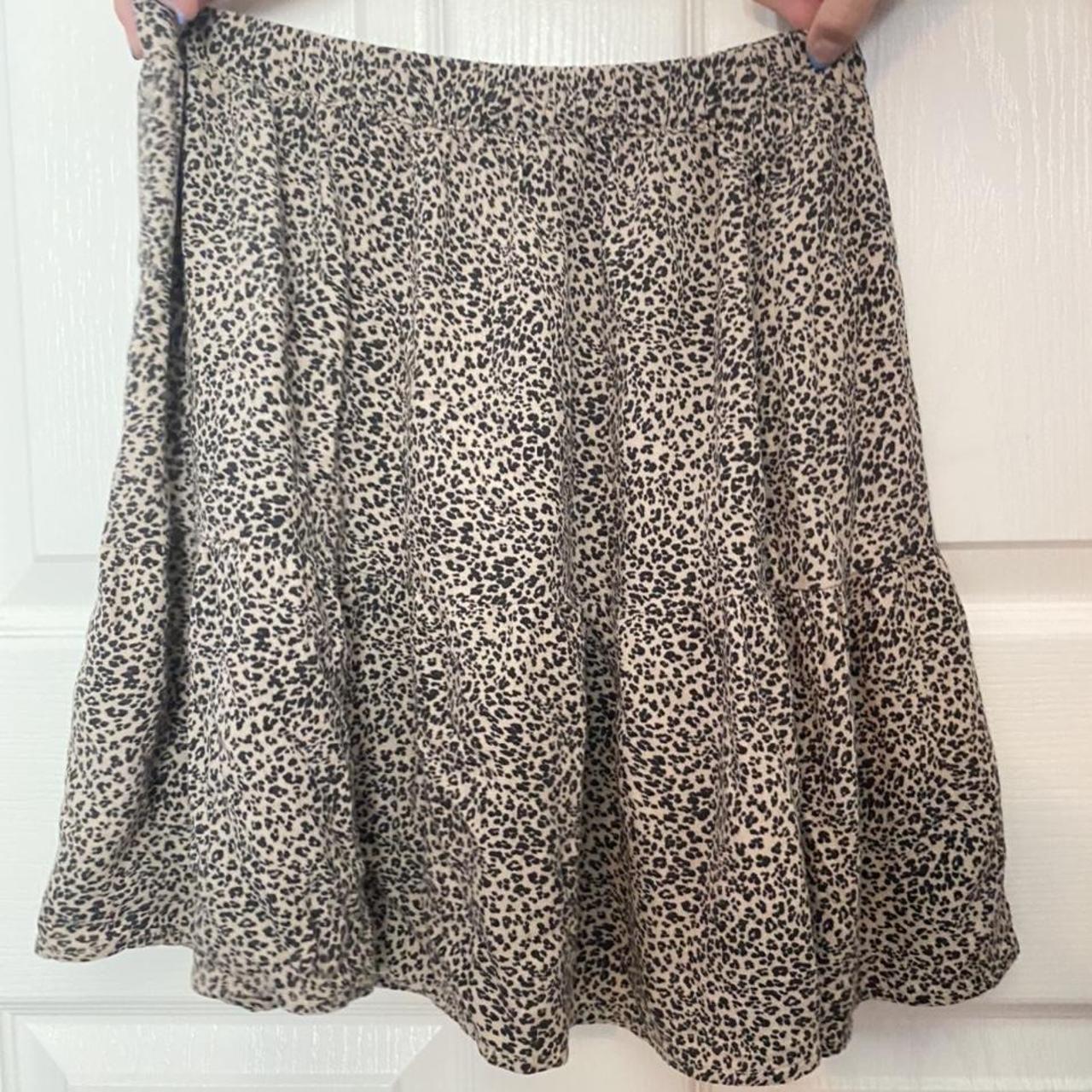 American Eagle Cheetah print skirt never worn