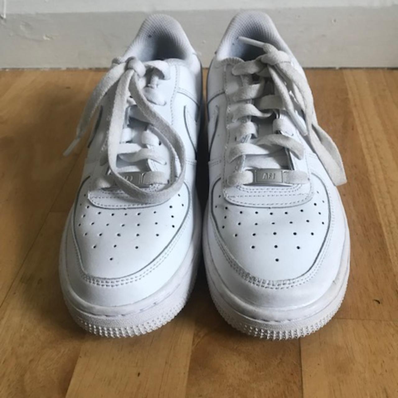 Nike Women's White Trainers | Depop