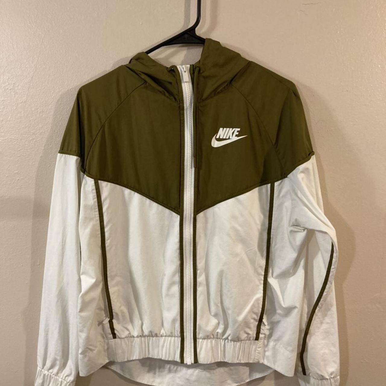 Olive green nike windbreaker sale