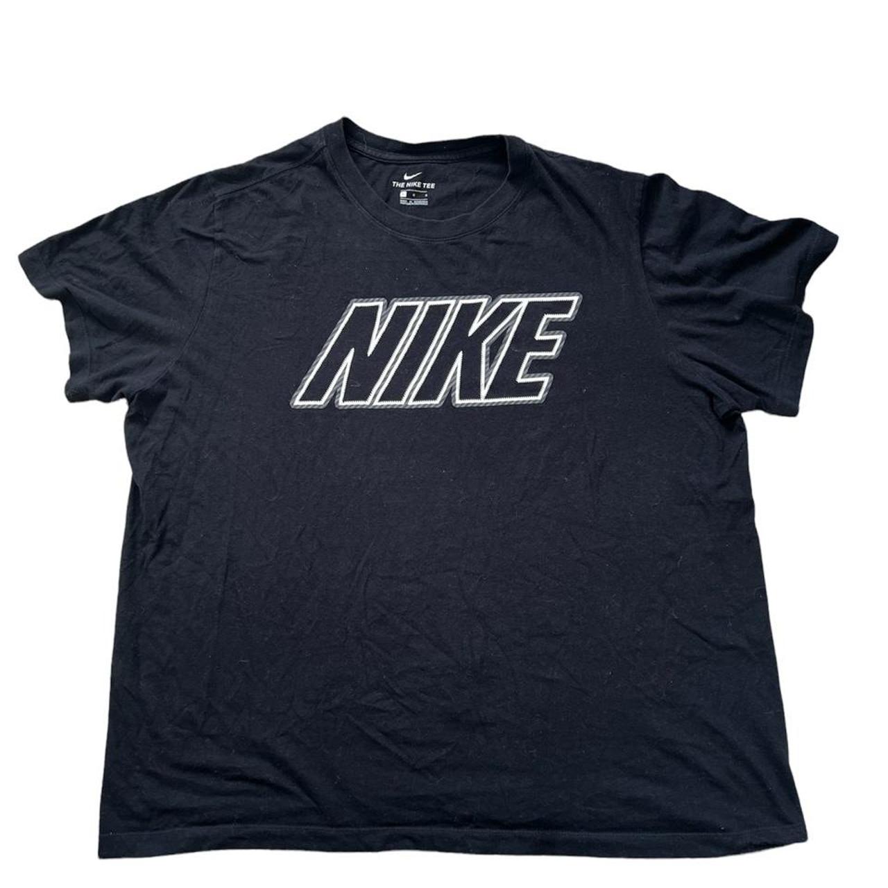 womens nike black shirt