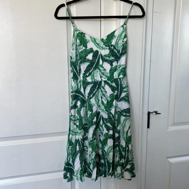 Old navy sales palm leaf dress