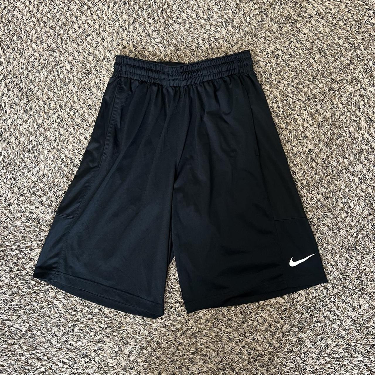 Nike Men's Black and White Shorts | Depop