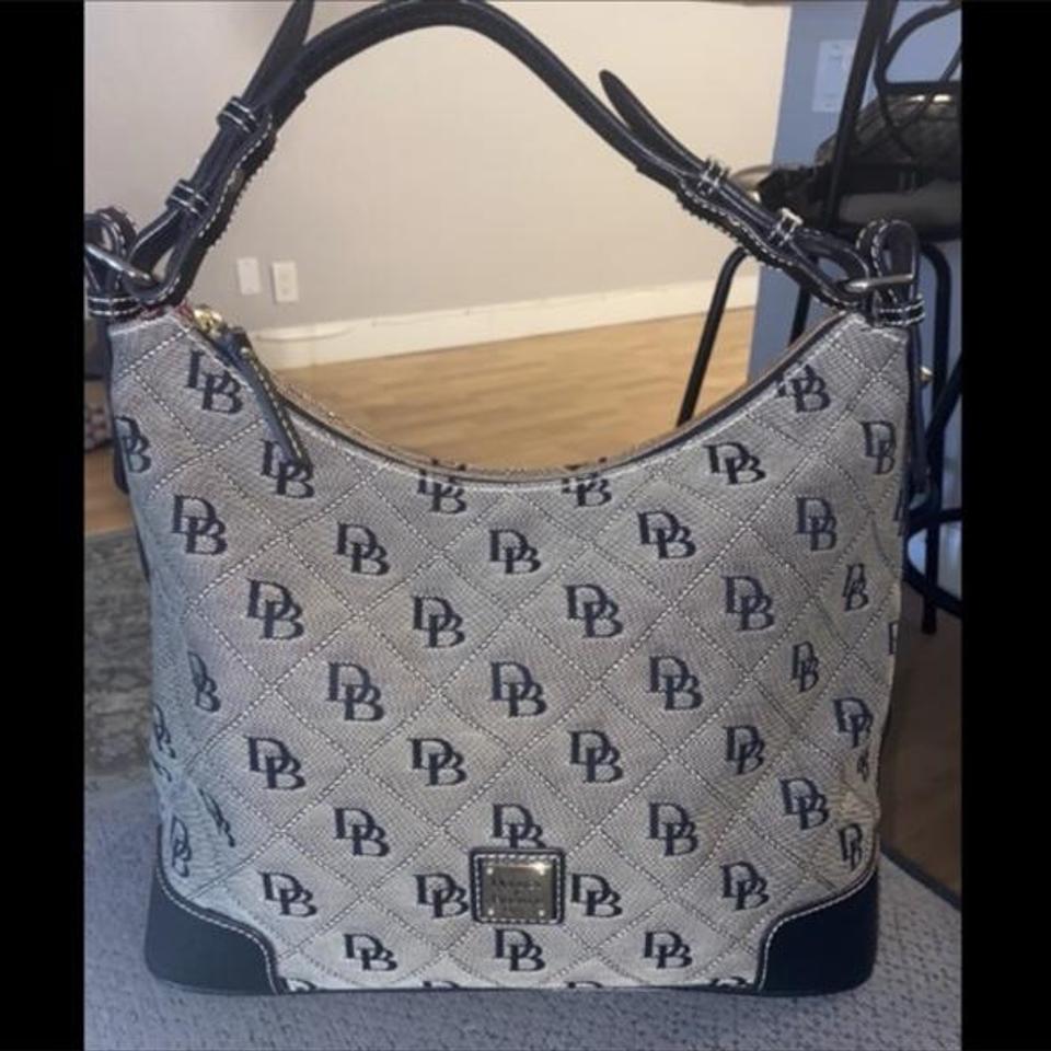 Dooney & bourke signature sale erica hobo