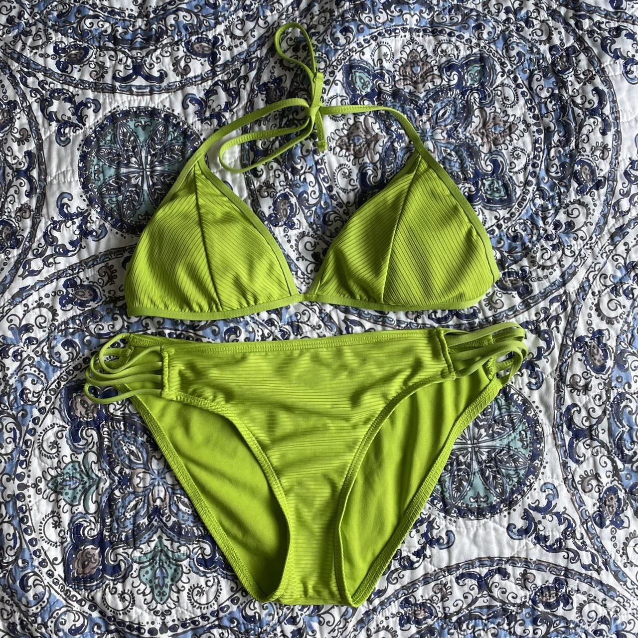 Women's Green Bikinis-and-tankini-sets 