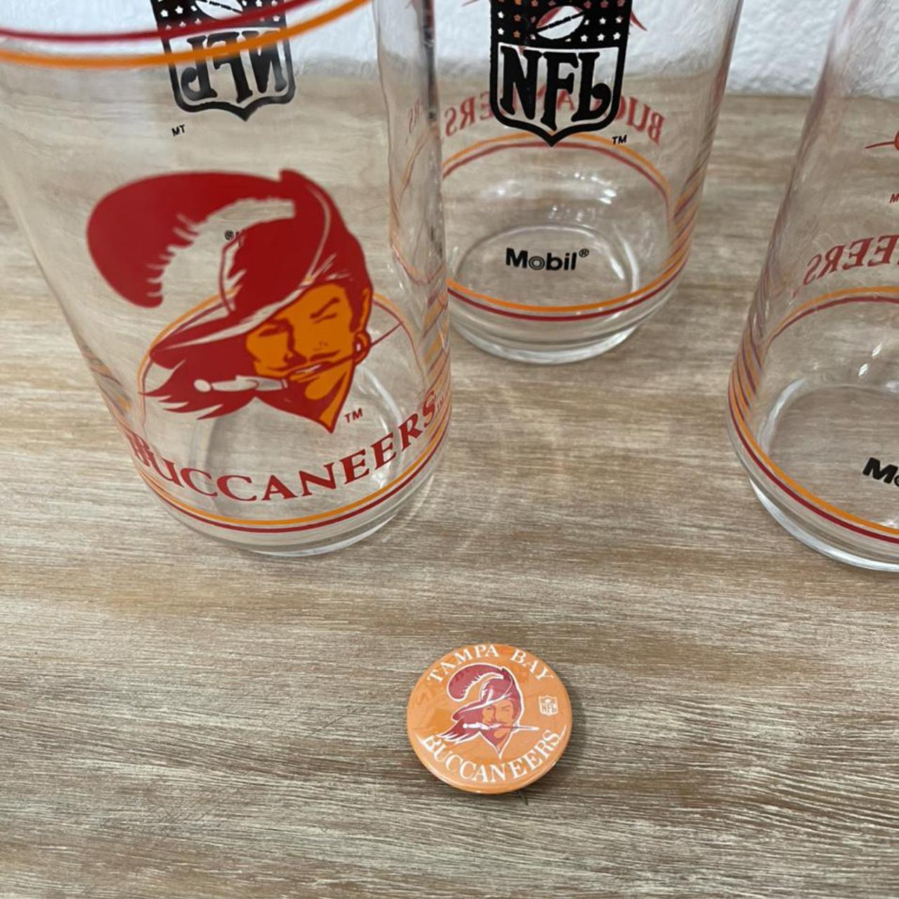 Tampa Bay Buccaneers Vintage 1988 NFL Tumbler Depop