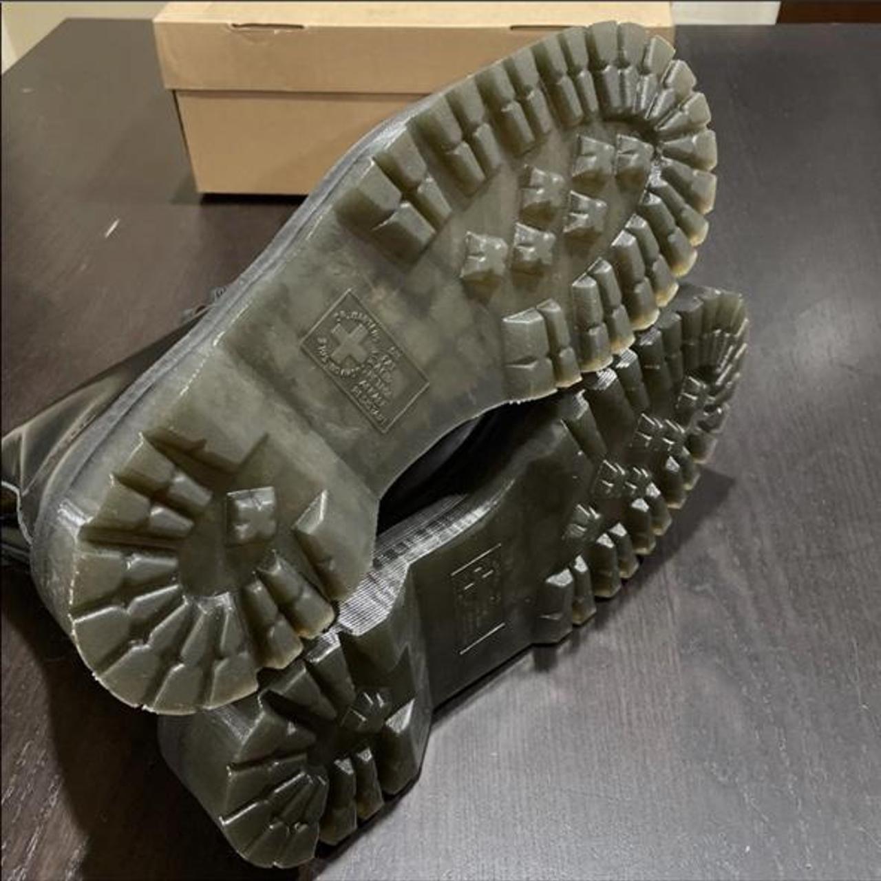 dr martens molly black