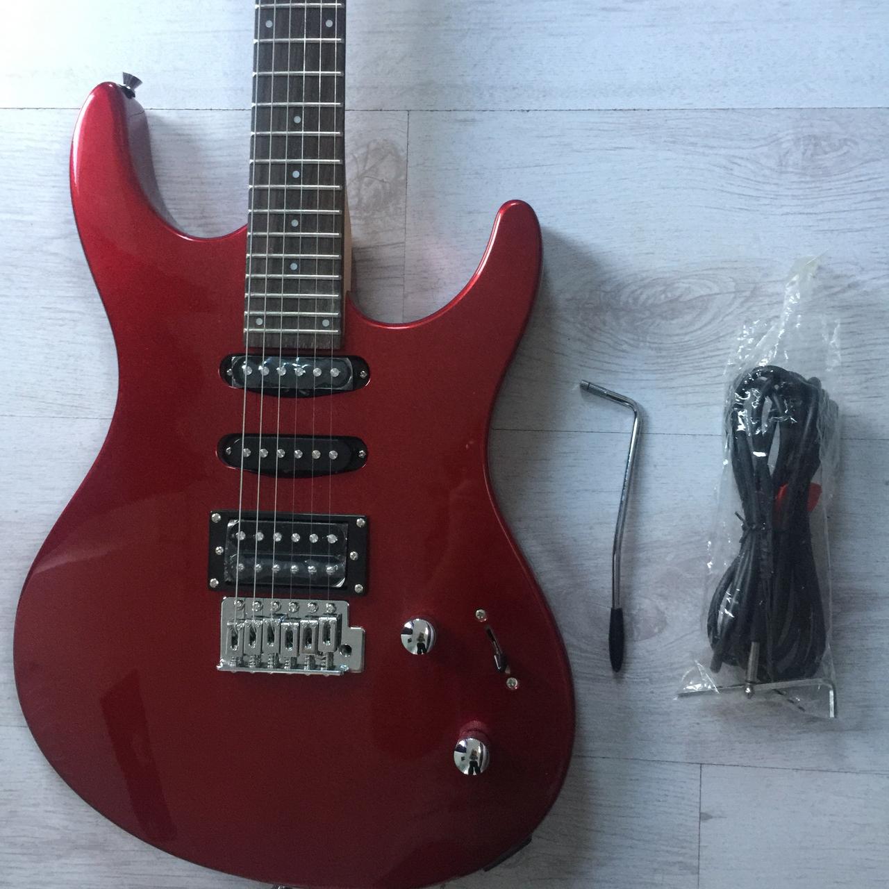 Washburn RX10 in metallic red, , mint condition, used...