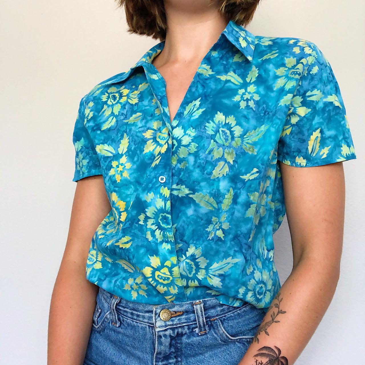 Women's Blue and Green Shirt | Depop