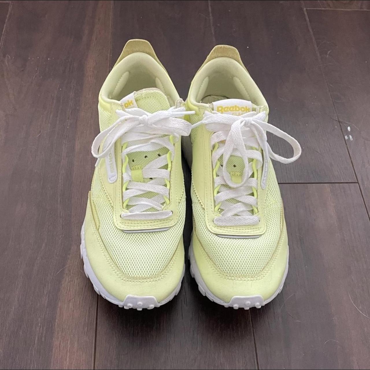 olive reebok classics