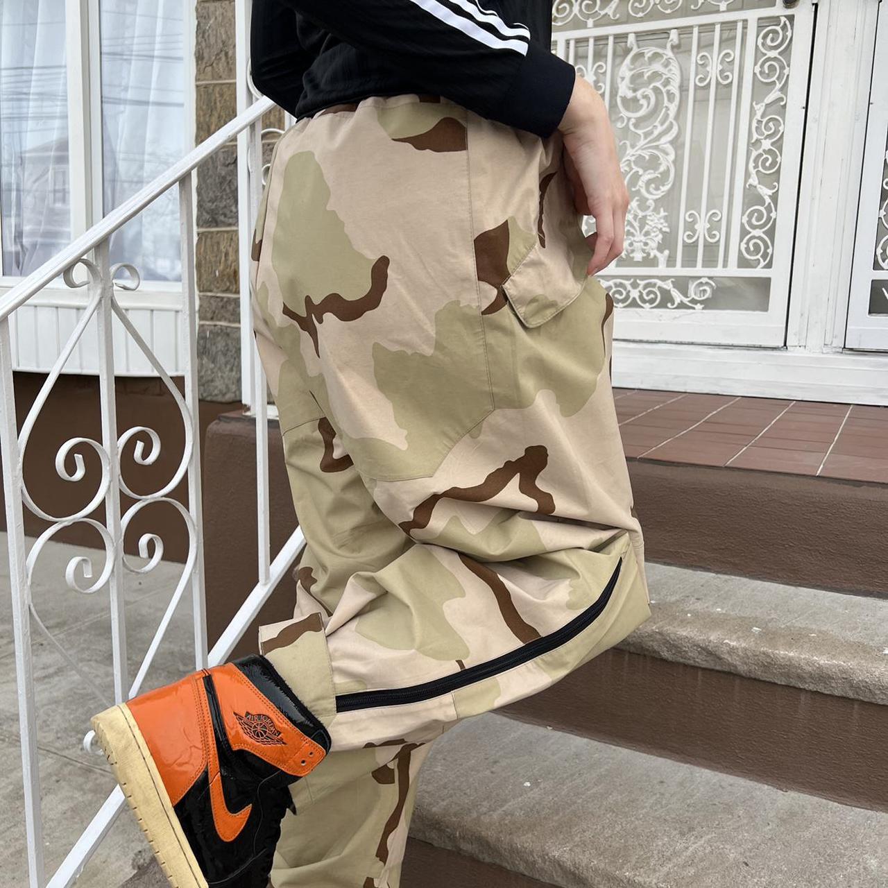 ⭑ Pink/Tan camo nylon balloon pants | Depop