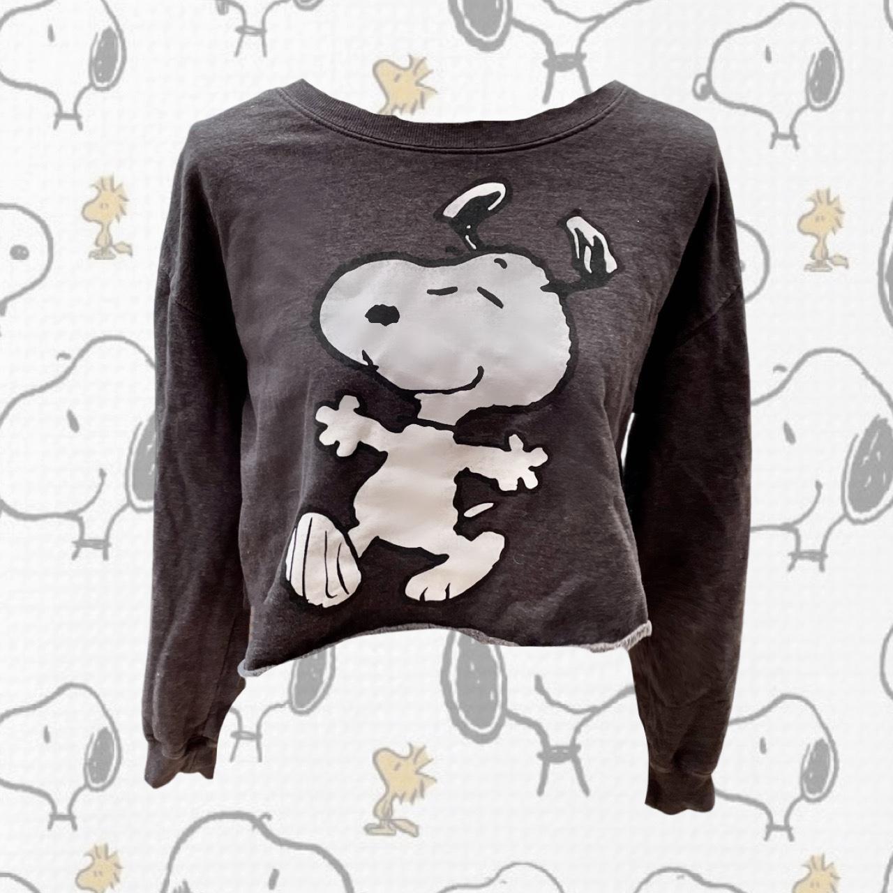Snoopy cropped sweater🐾 Will fit a UK 8-10... - Depop