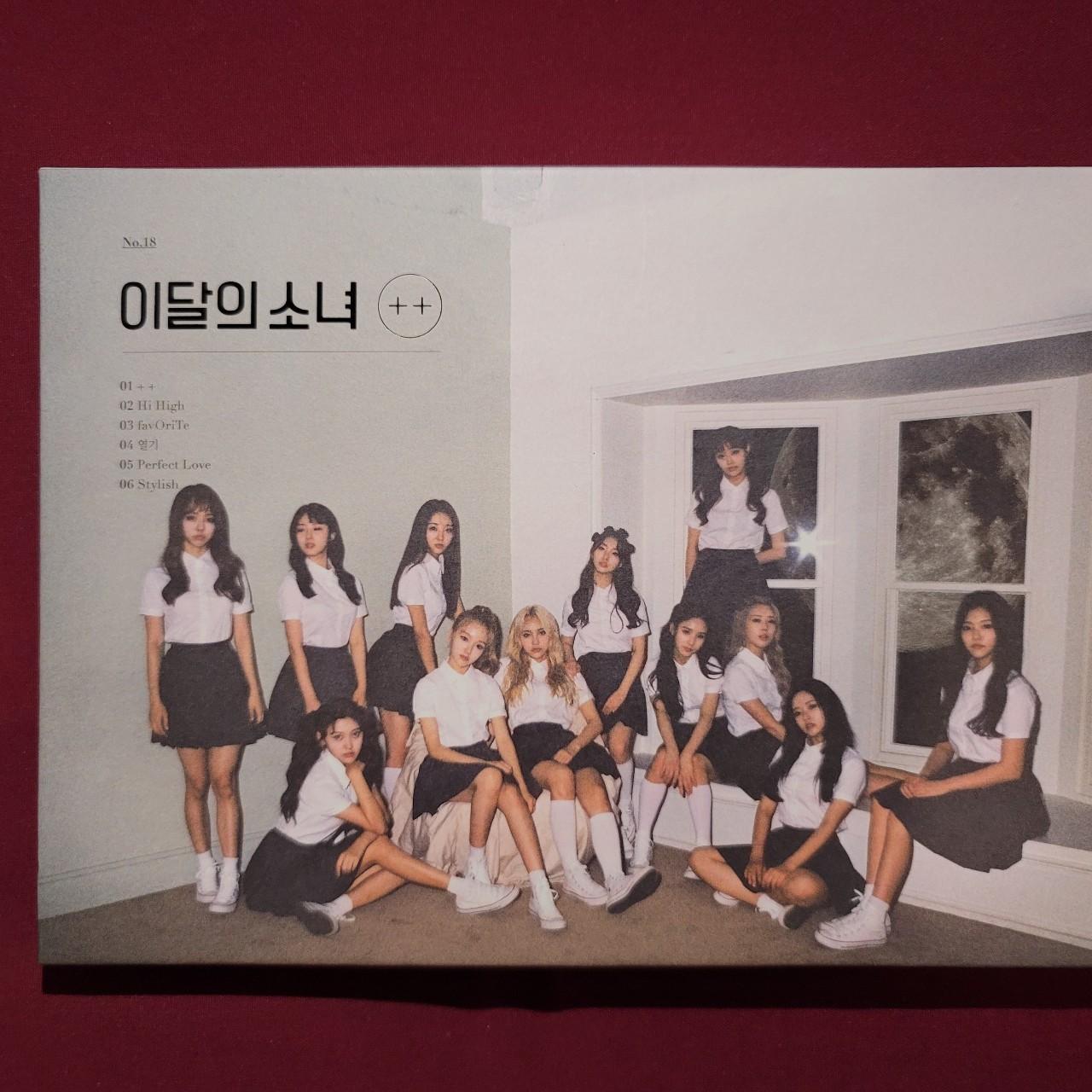 loona ++ album (have 2 copies total) / pc not - Depop