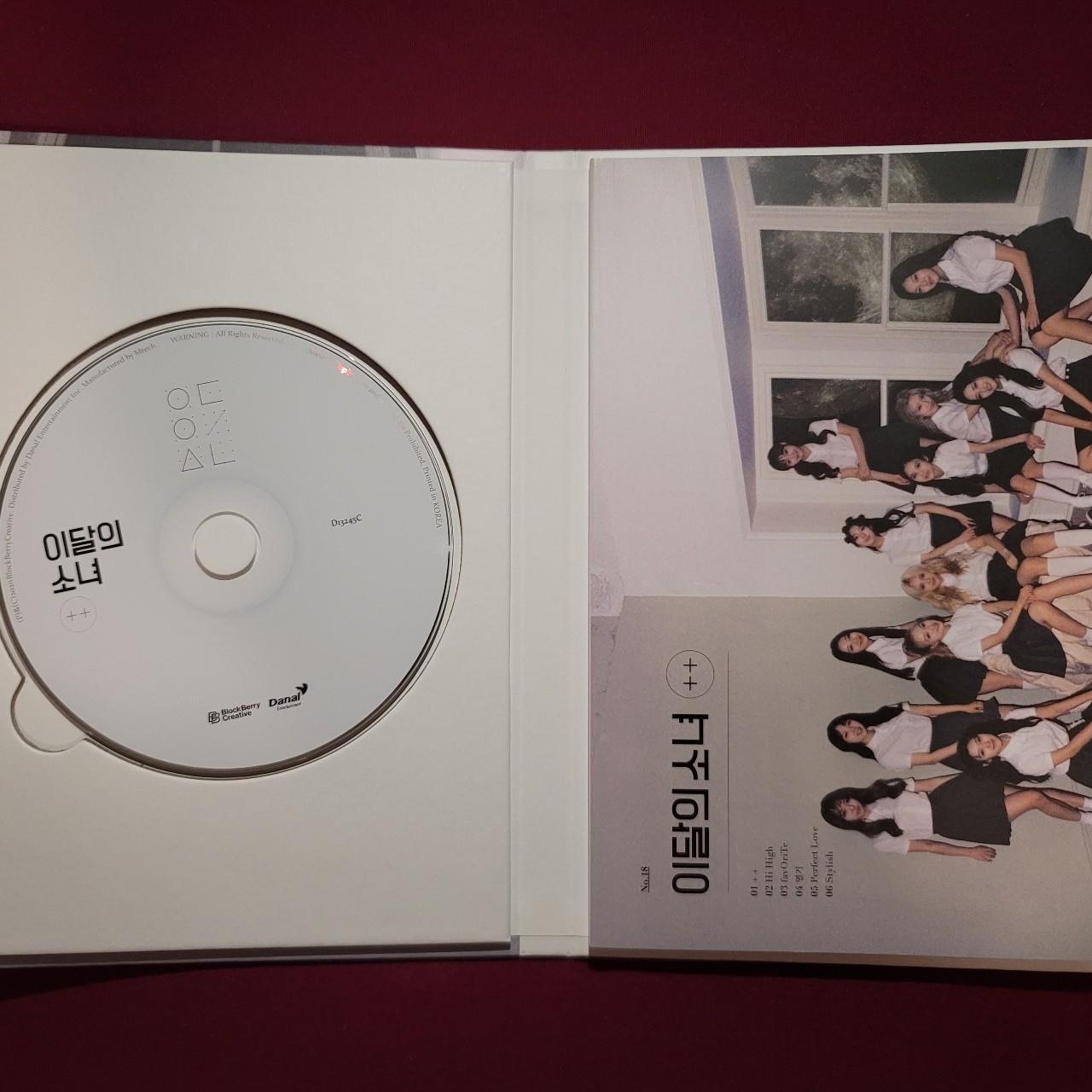 loona ++ album (have 2 copies total) / pc not - Depop