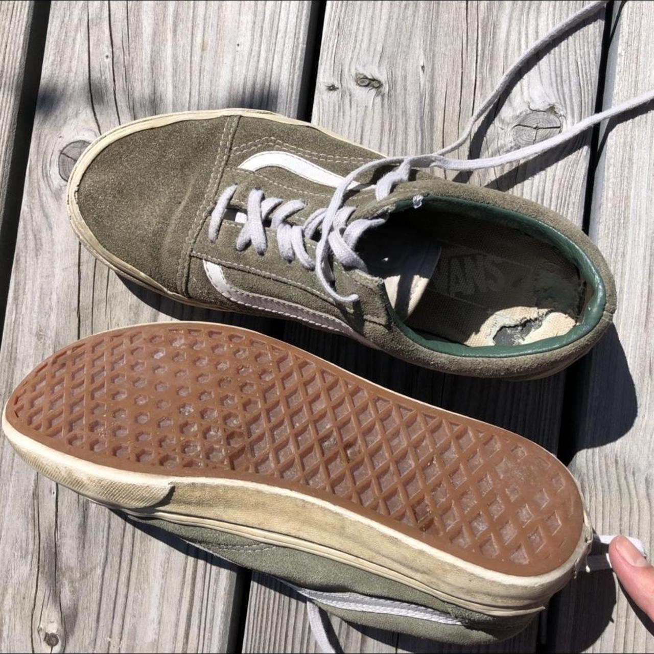 Khaki Wildleder Vans. Größe 37,5, UK 5. Haben... - Depop