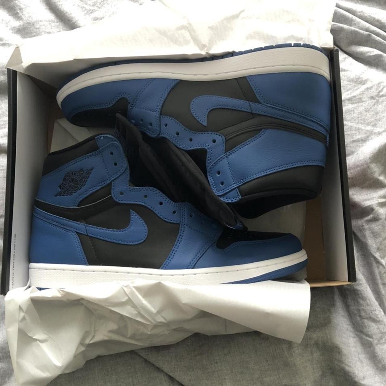 dark blue jordans 1