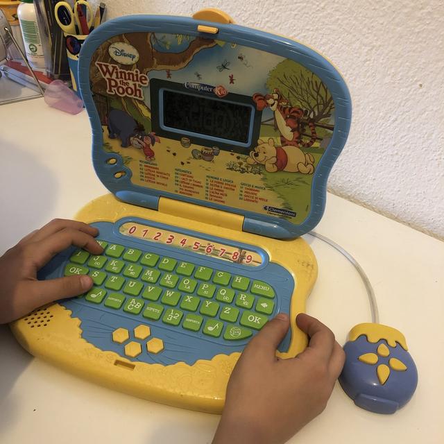 Computer Kid Clementoni di Winnie the - Depop