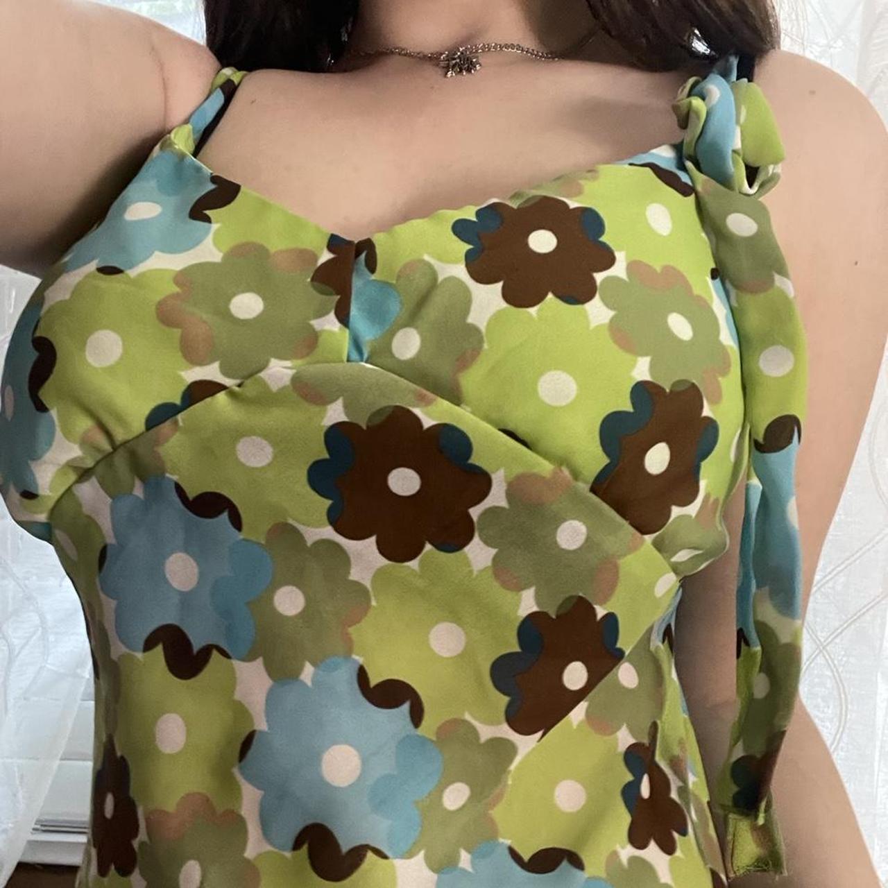 Product Image 1 - spring summer flower top !