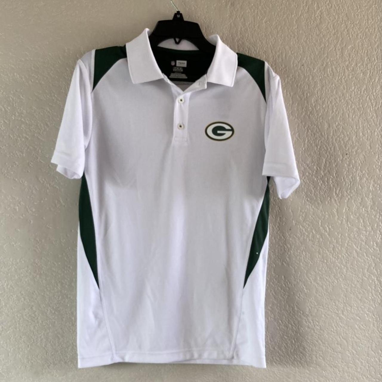 NIKE NFL team apparel Packers V-neck shirt size - Depop