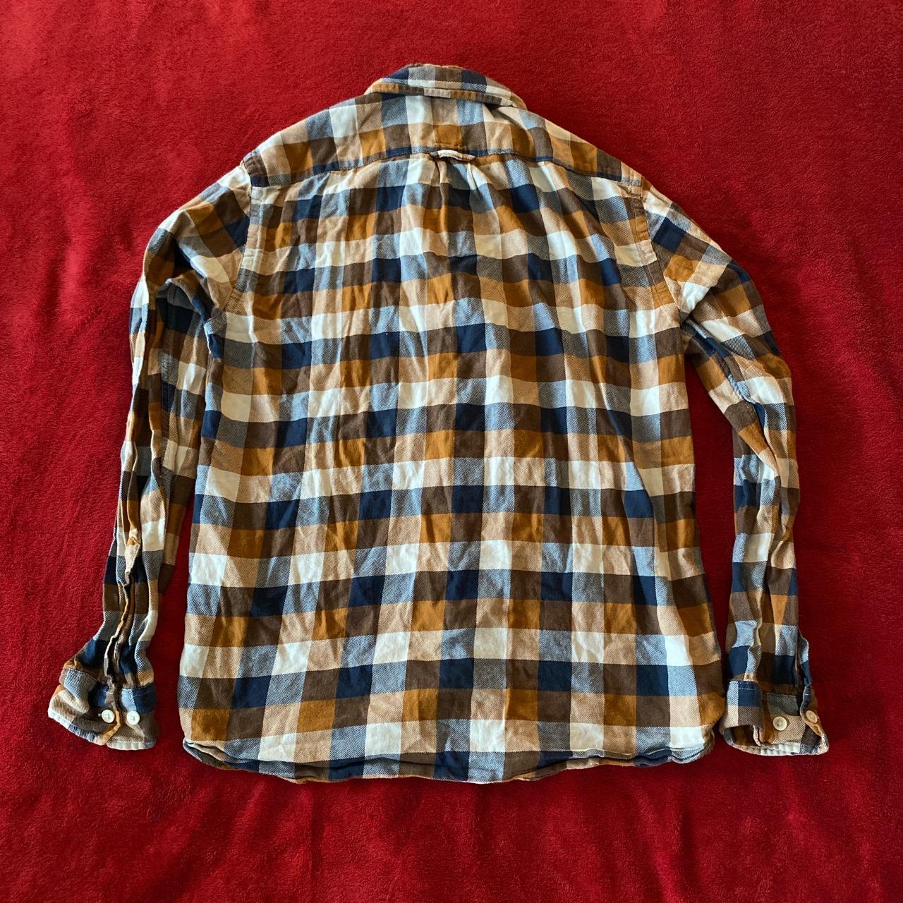 H&M plaid shirt, hasn’t been worn a lot and is in... Depop