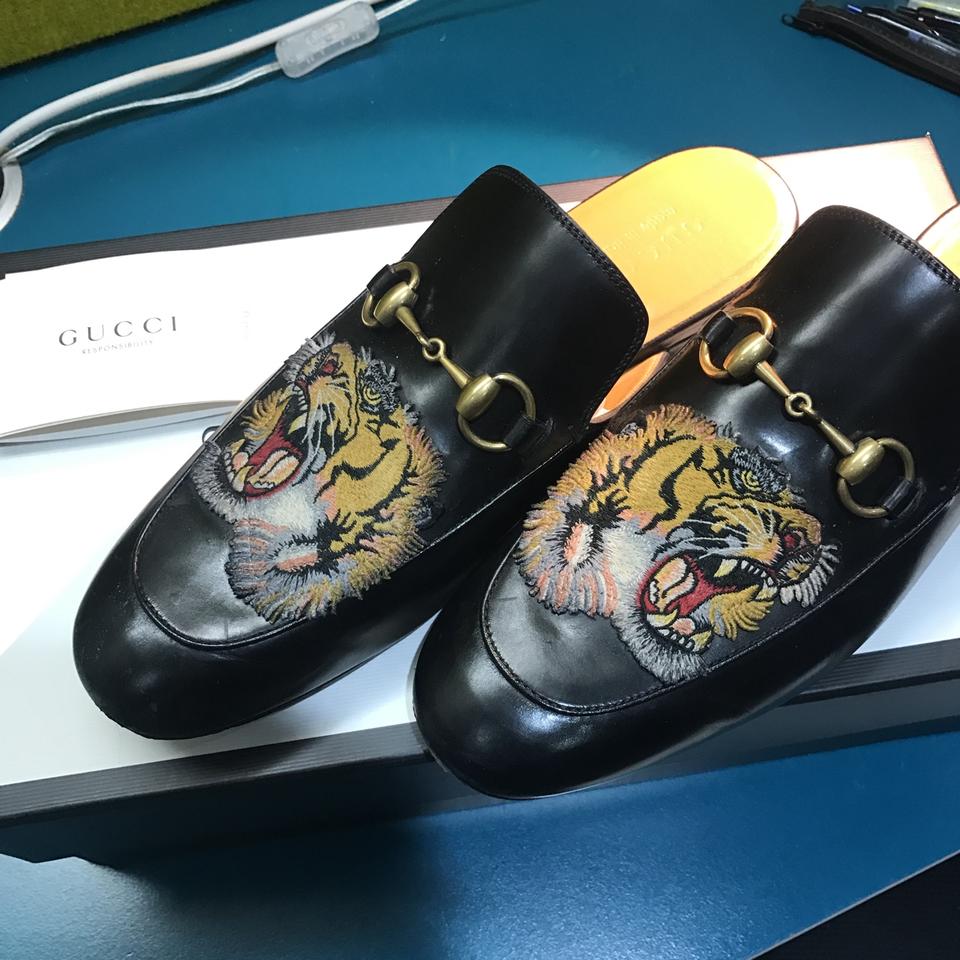 Gucci princetown hot sale slipper tiger