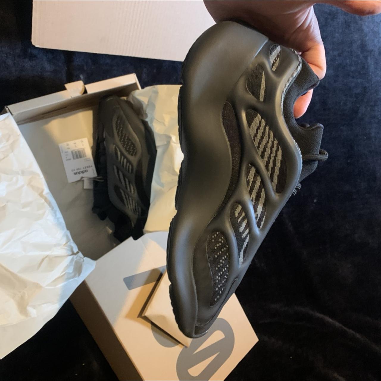 yeezy 700 glows