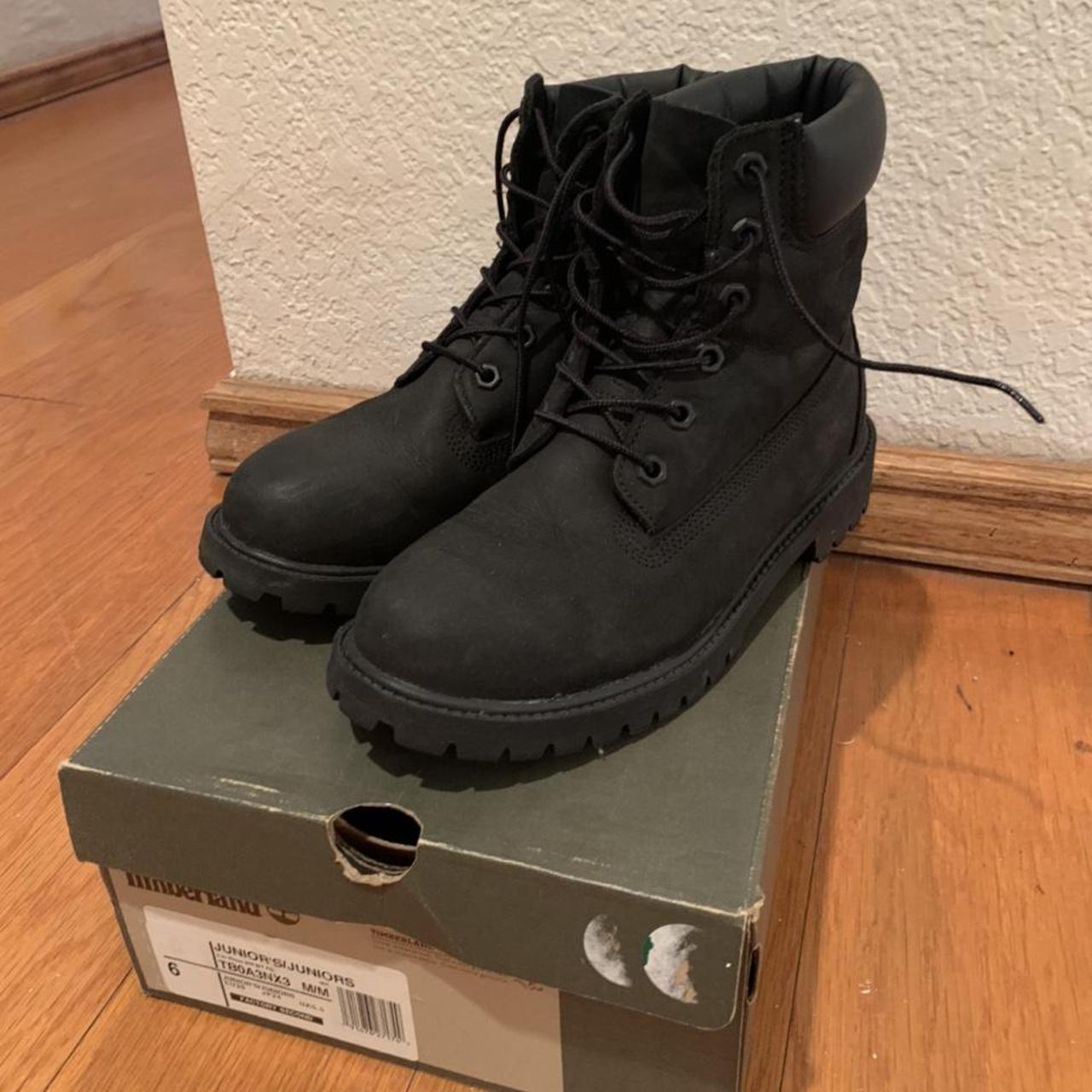 black timbs size 7