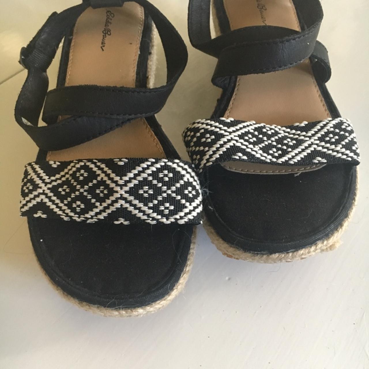 NEW Eddie Bauer Black Strap Sandals - Size 6.5 w/ 2”... - Depop