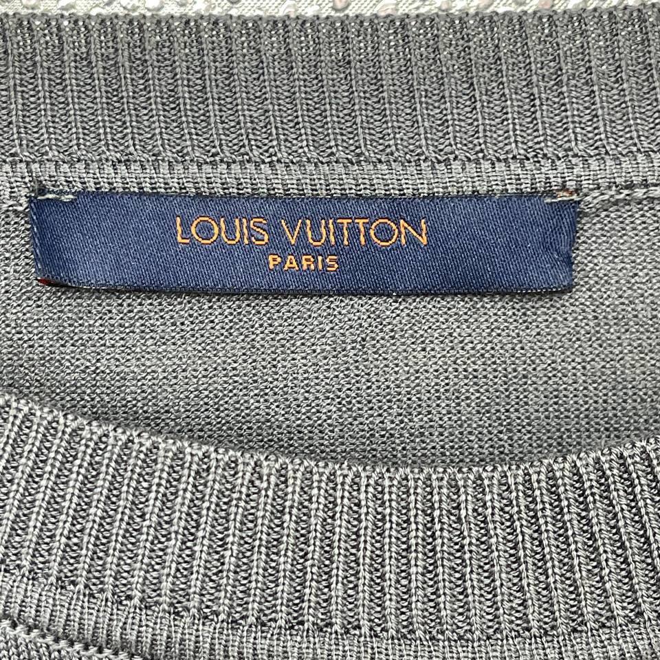 Mens genuine Louis Vuitton puffer cost. Reversible - Depop