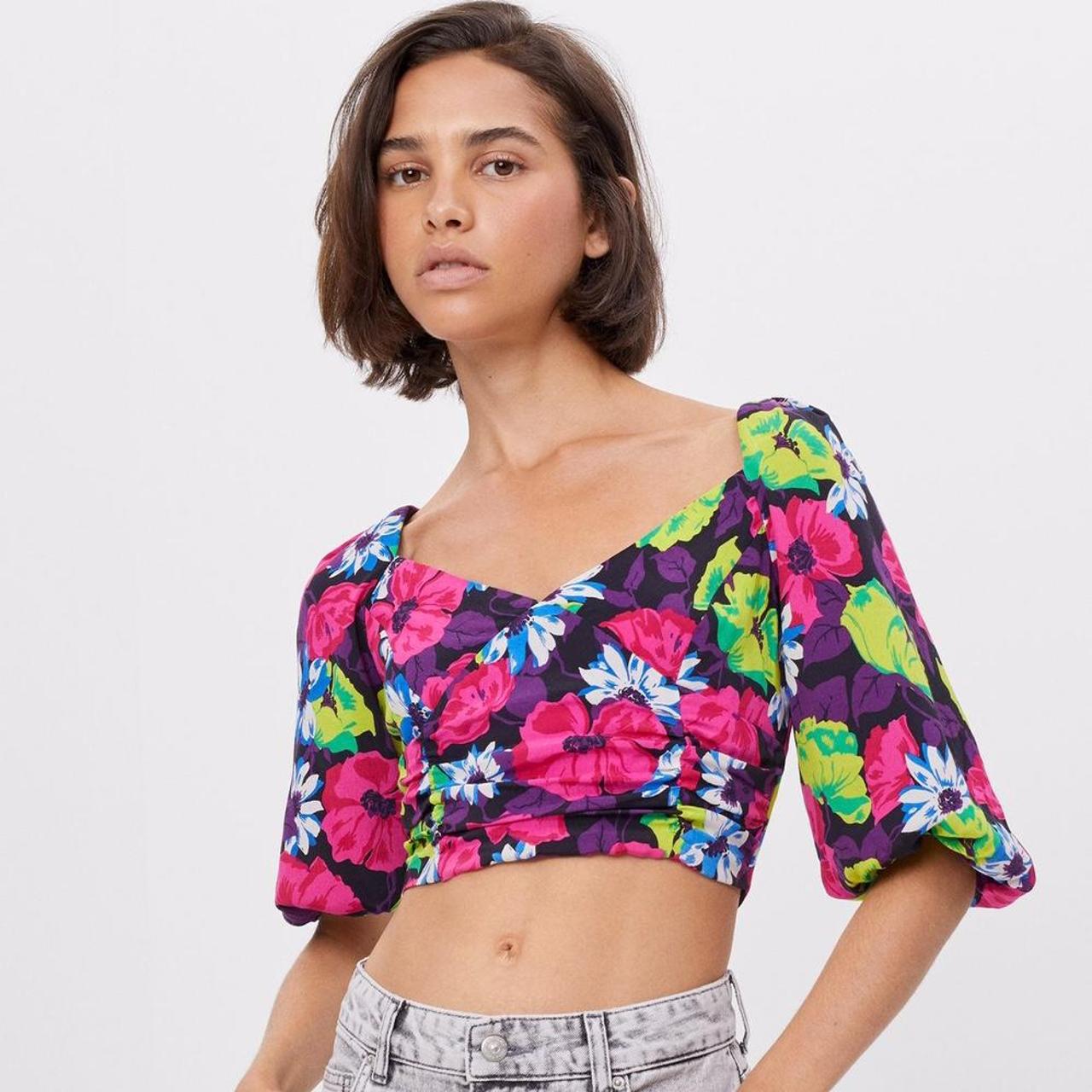 Bershka Women's Multi Crop-top | Depop