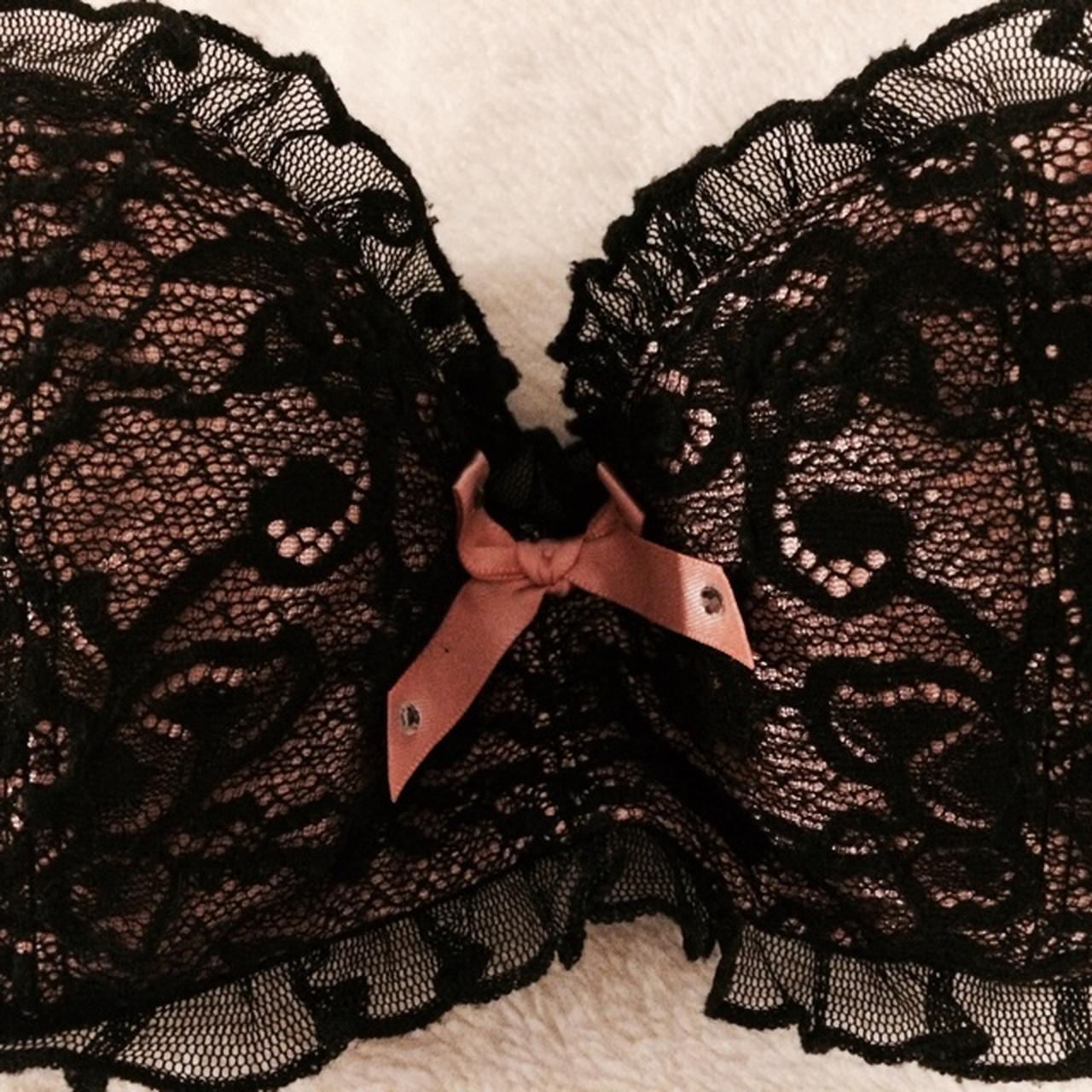Black lace bra from la sueza. Has cool straps with - Depop