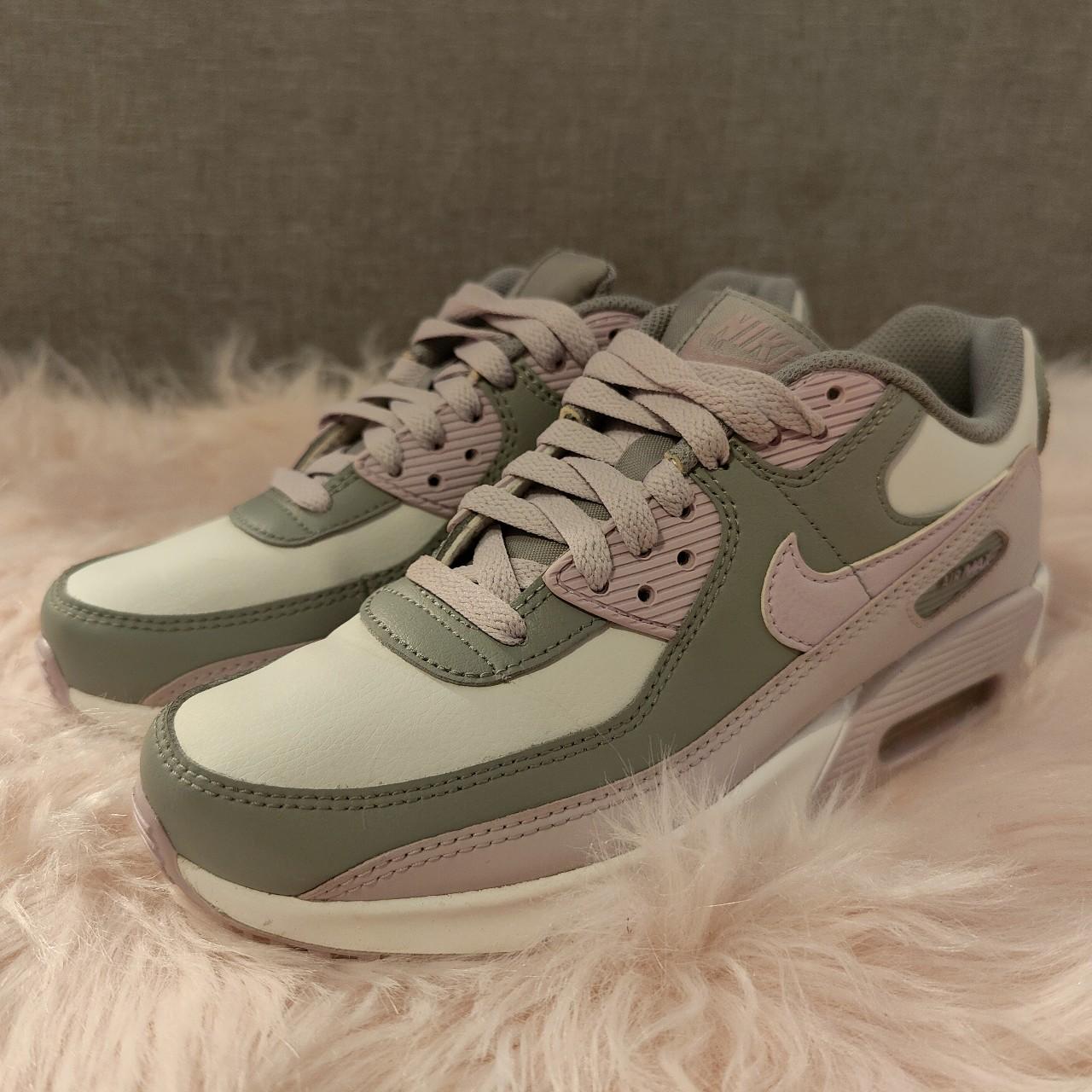 nike trainers size 4.5