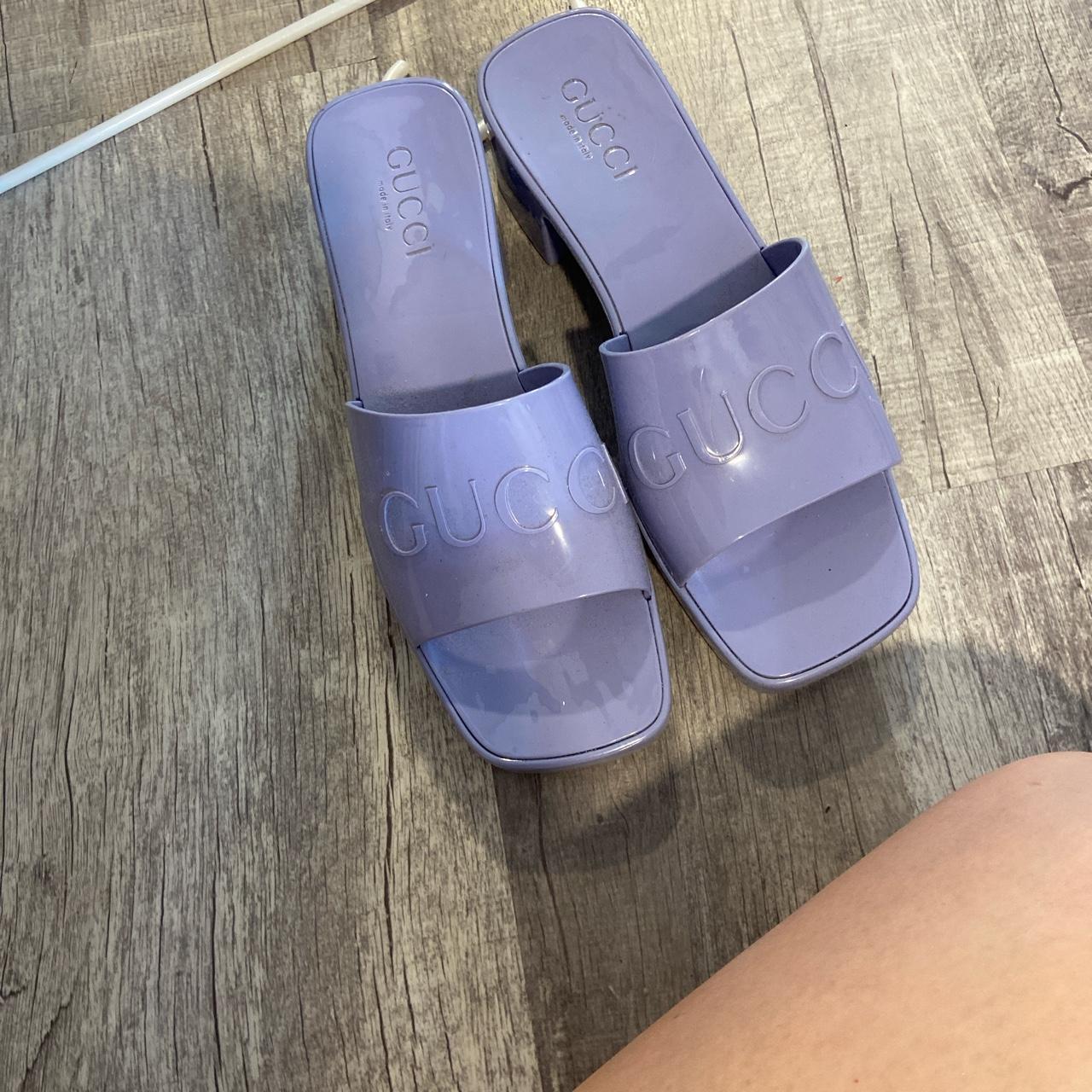 gucci jelly sandals pink