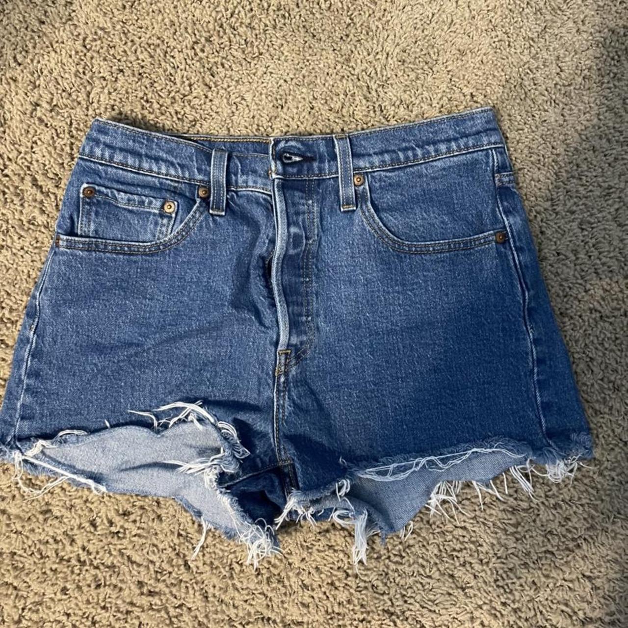 Levi's Women's Blue and Navy Shorts | Depop