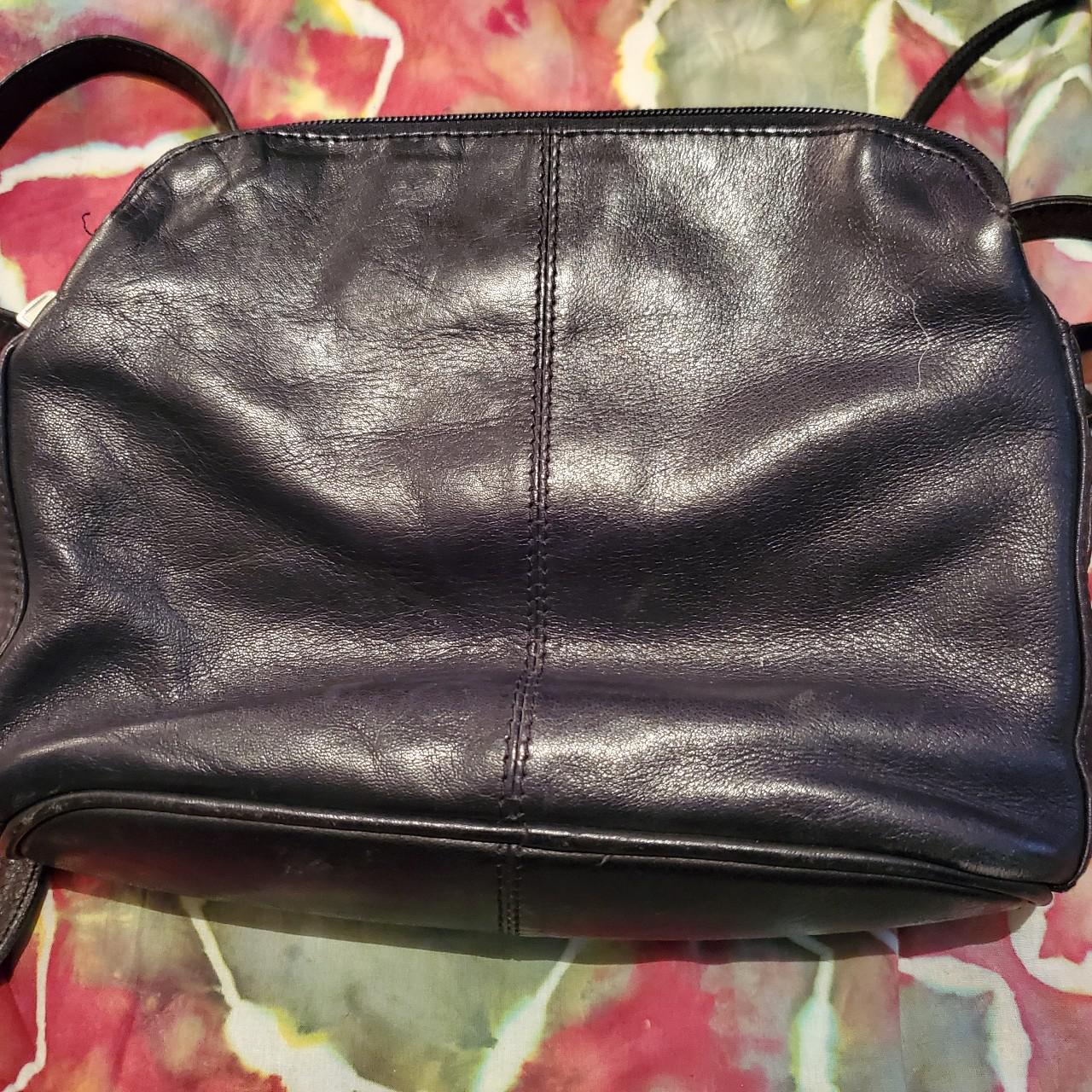 purse with 3 zippered compartments