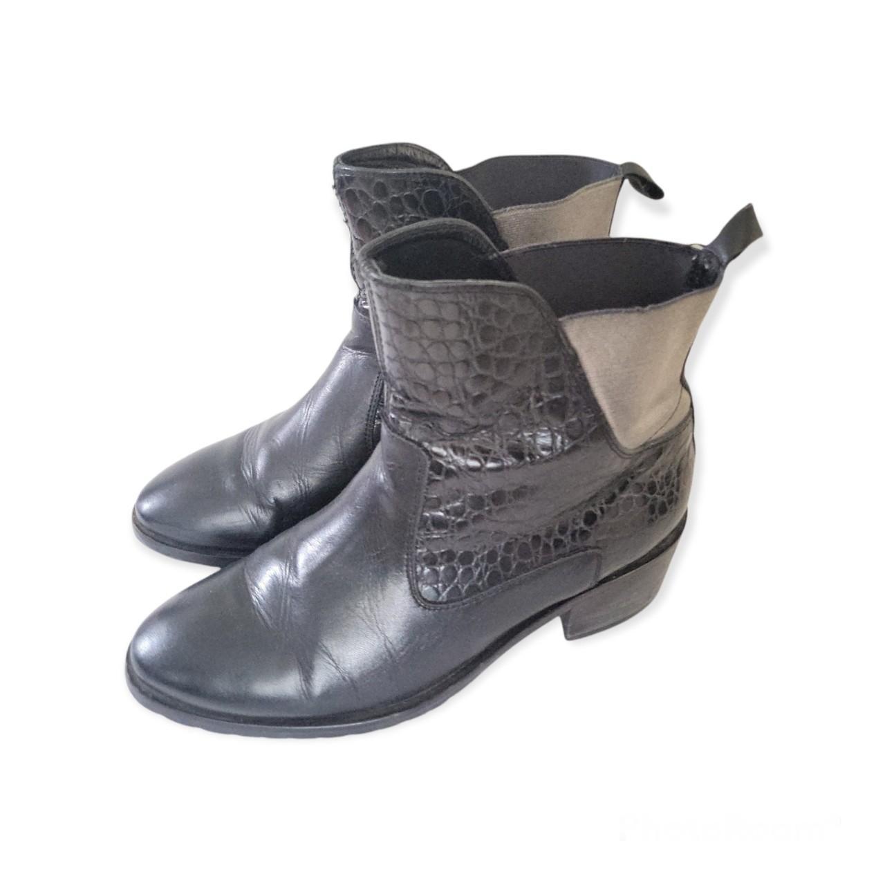 Bertie Women's Black and Grey Boots
