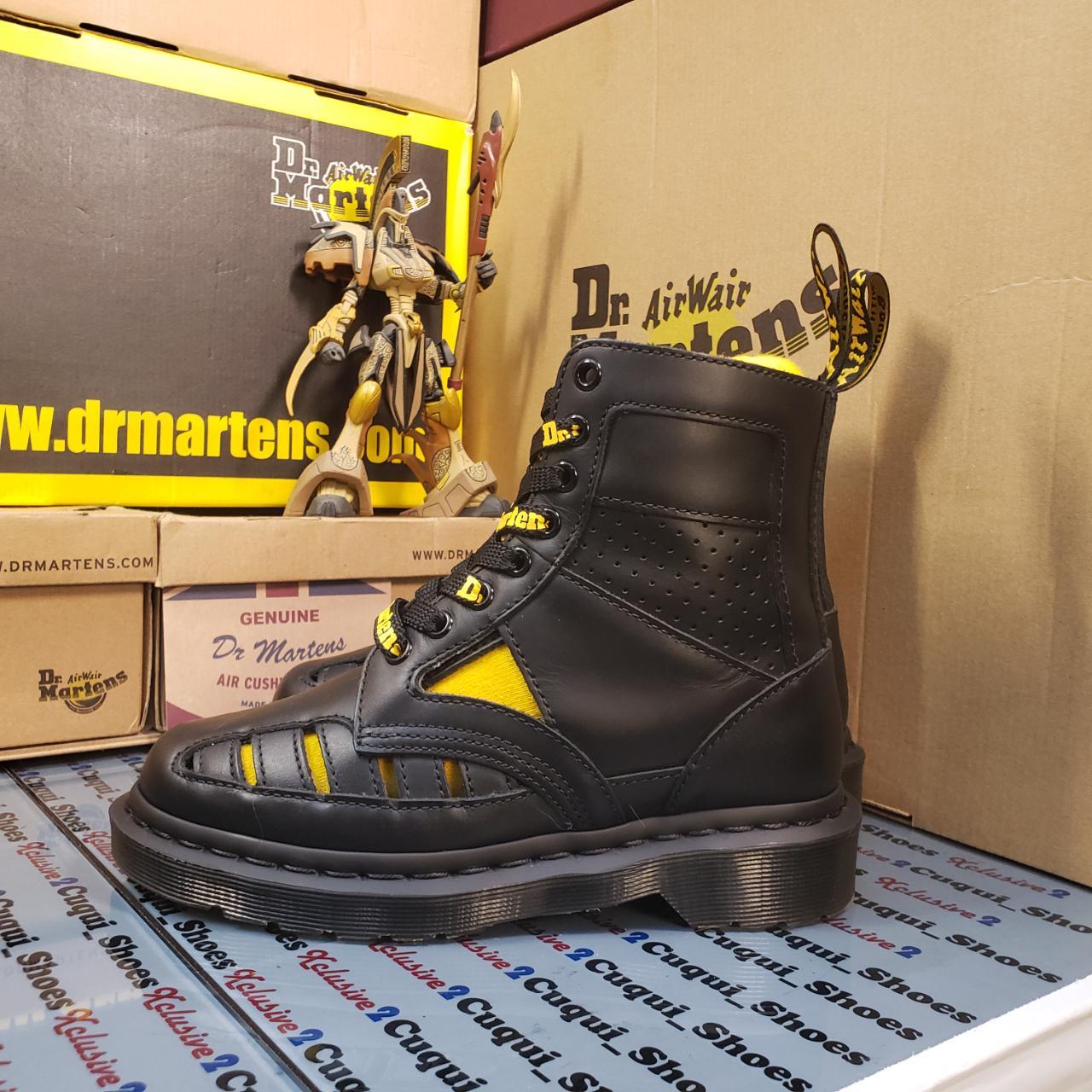 Dr. Martens Venice 1460 Cut Out Size UK 3 M 4