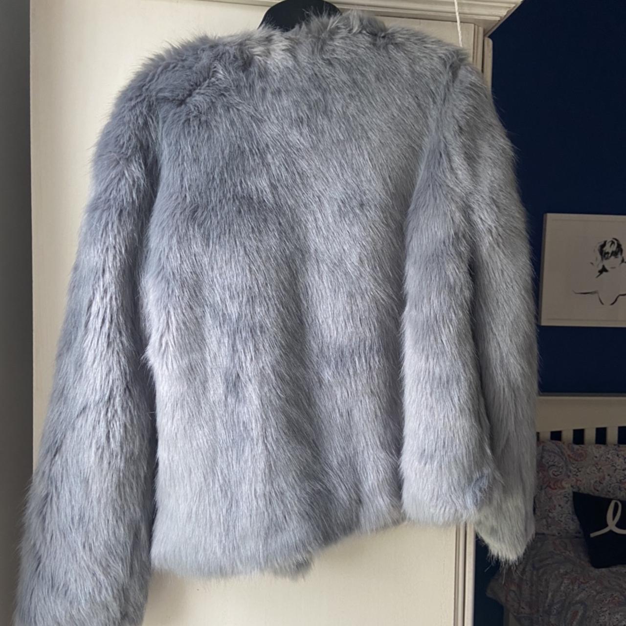 Faux fur coat BERSHKA Grey size 38 FR in Faux fur - 17385281