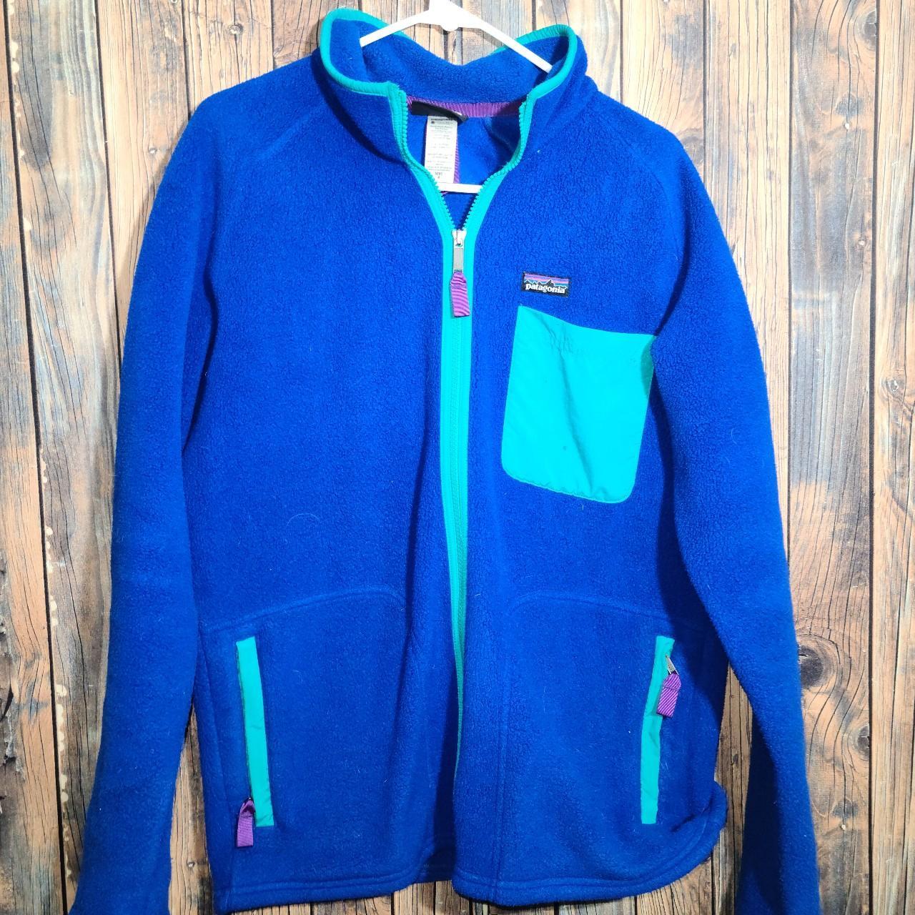 Patagonia fleece jacket Depop
