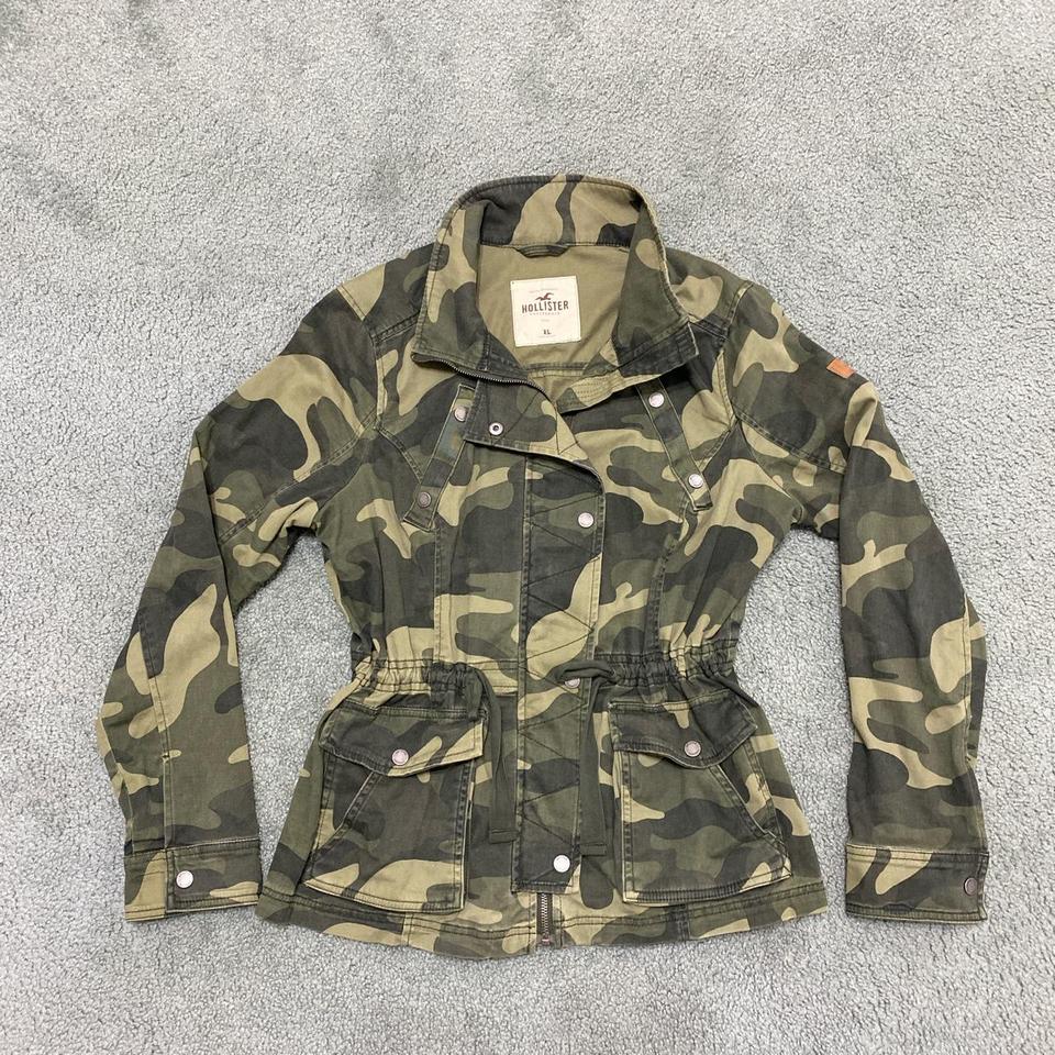 Hollister camouflage best sale jacket