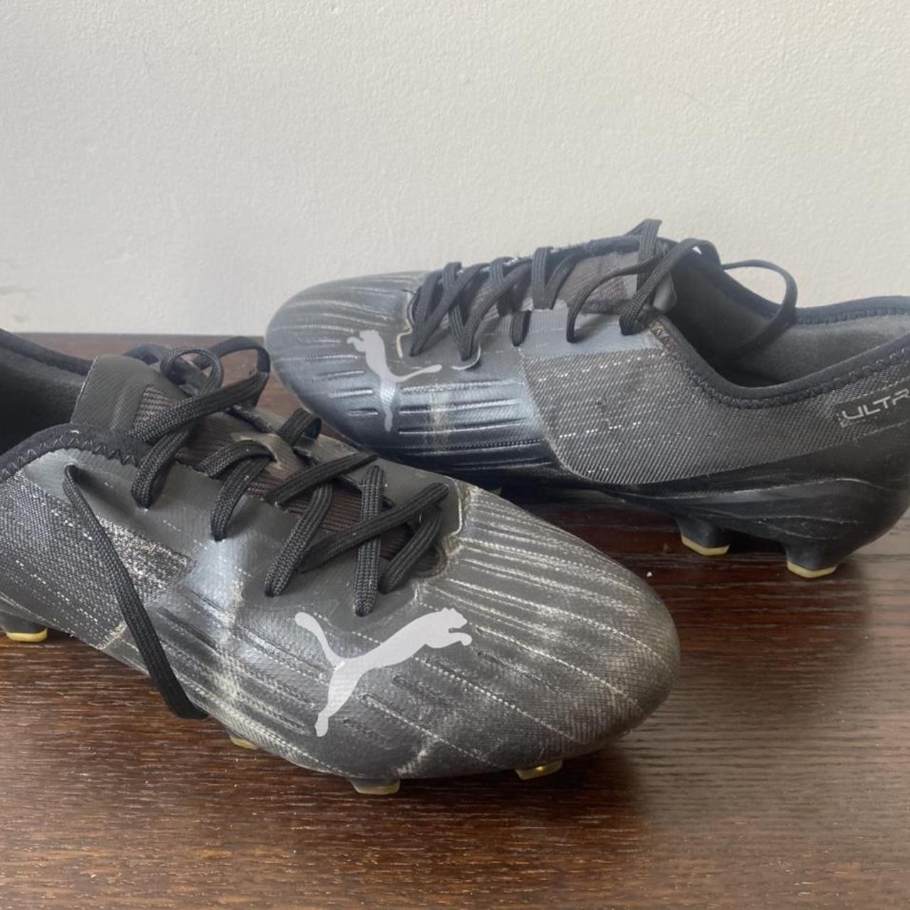 men's puma football boots size 9