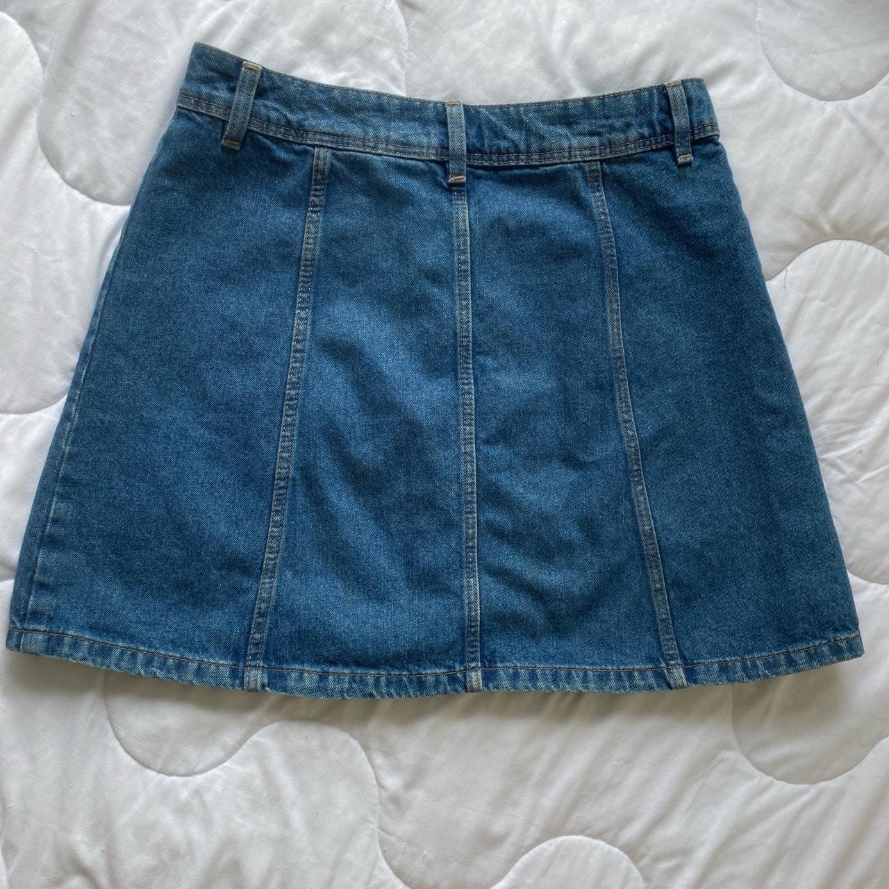 H&M Blue Jean button-down skirt #H&M #skirt - Depop