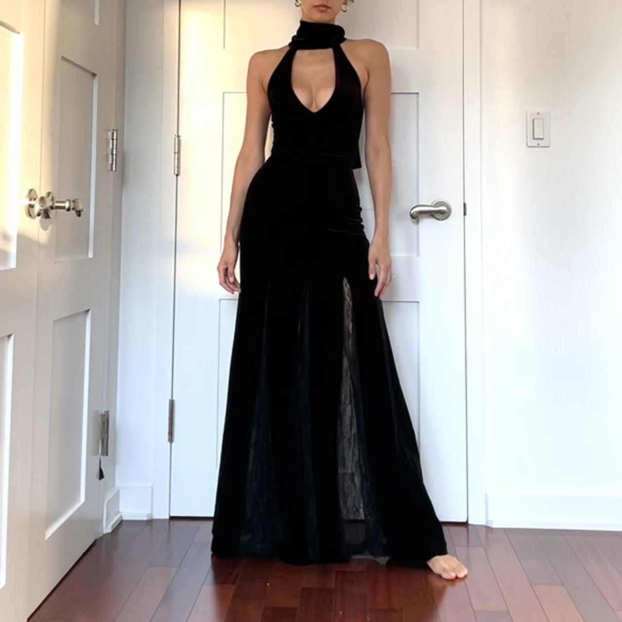 Beautiful Nicholas evening gown Fabric is velvet Depop Beautiful Nicholas evening gown Fabric is velvet Depop