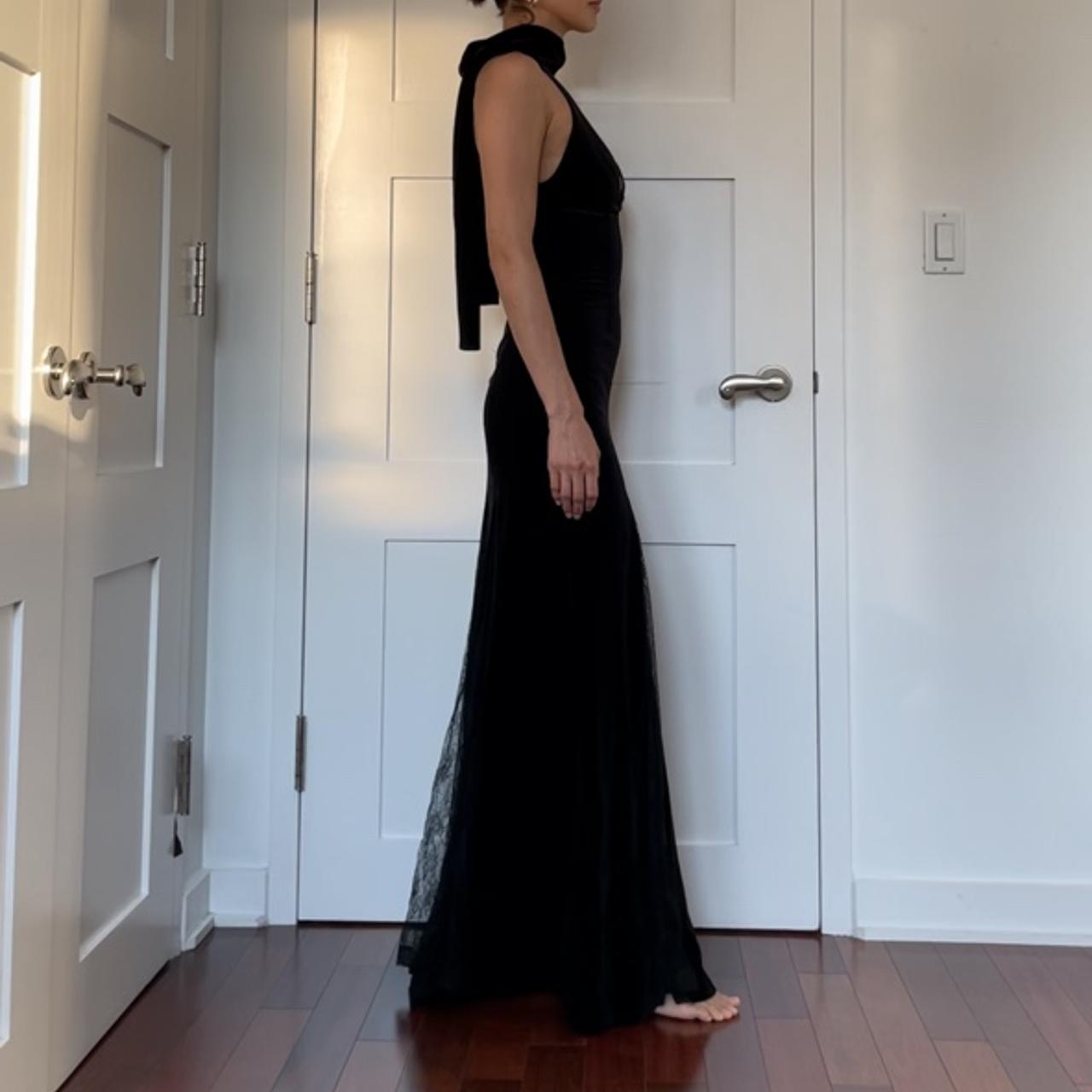 Beautiful Nicholas evening gown Fabric is velvet Depop Beautiful Nicholas evening gown Fabric is velvet Depop