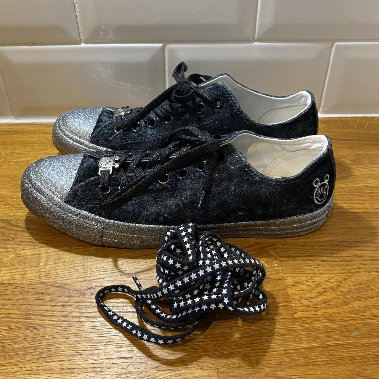 miley cyrus converse uk