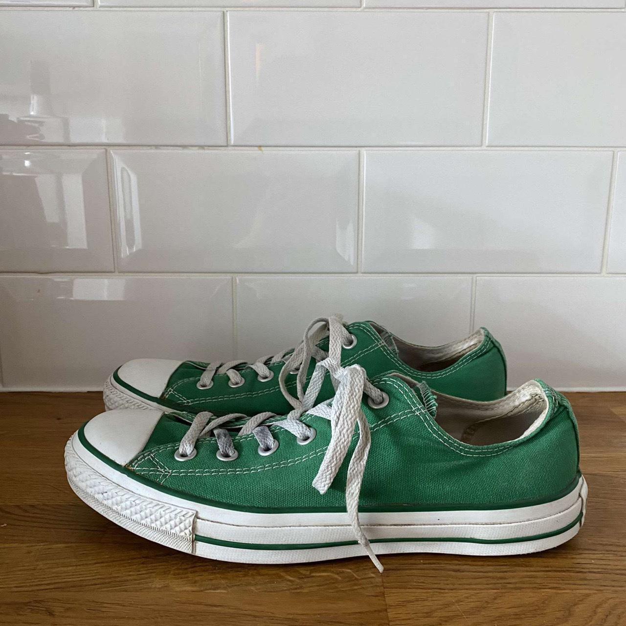 Green converse low tops Uk8 Eu41.5 cm26.5... - Depop