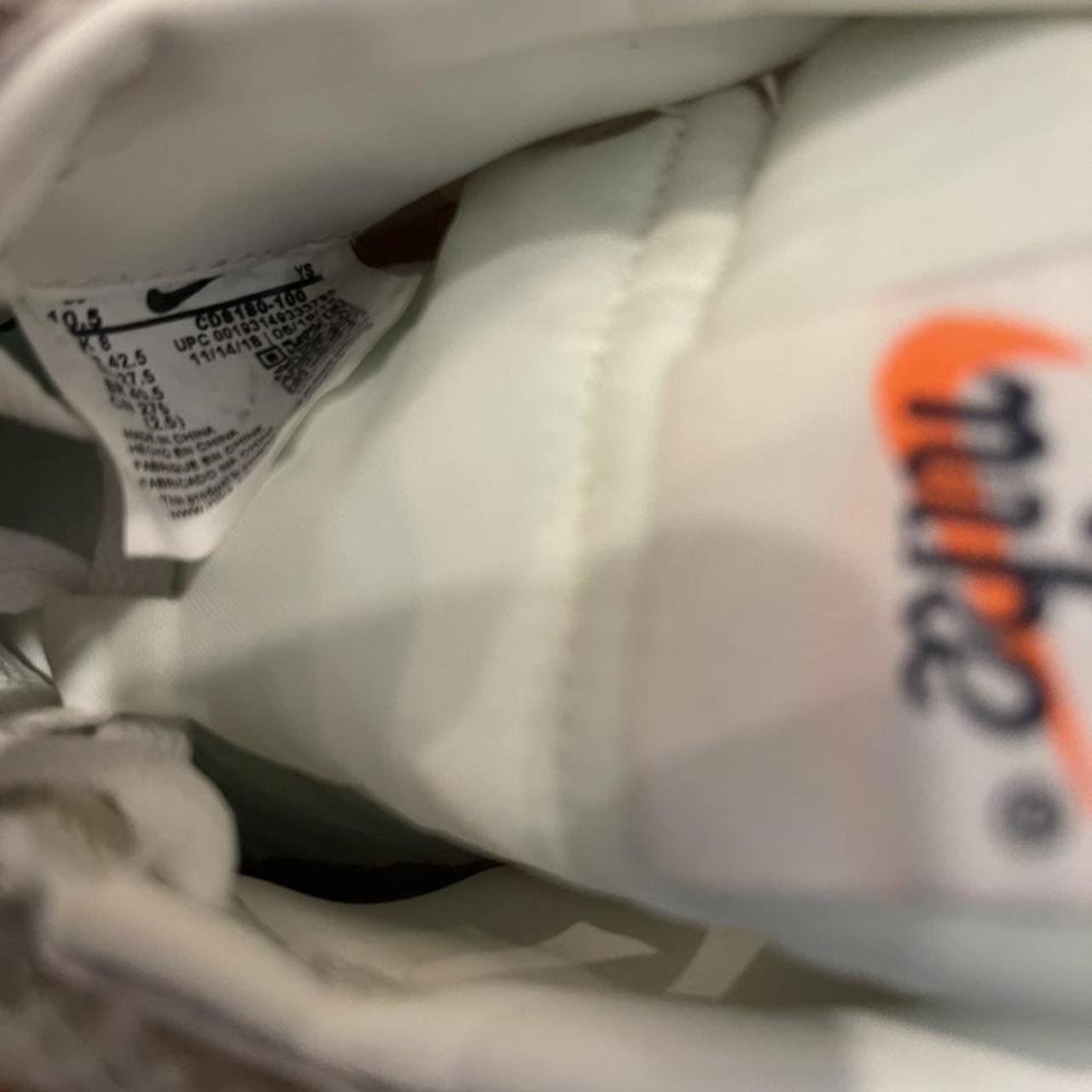 Off-White Women's Green and White Slides (4)