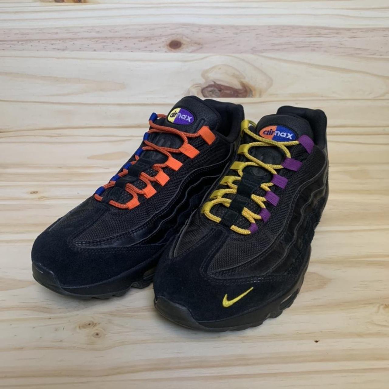 Nike Air Max 95 LA vs NYC. In really good condition....