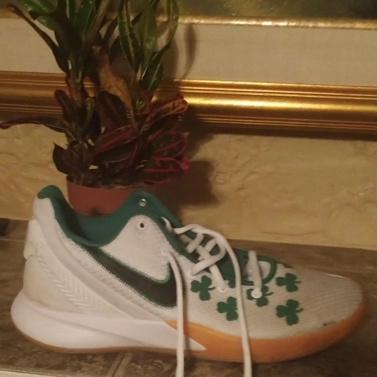 Nike kyrie flytrap ii celtics best sale