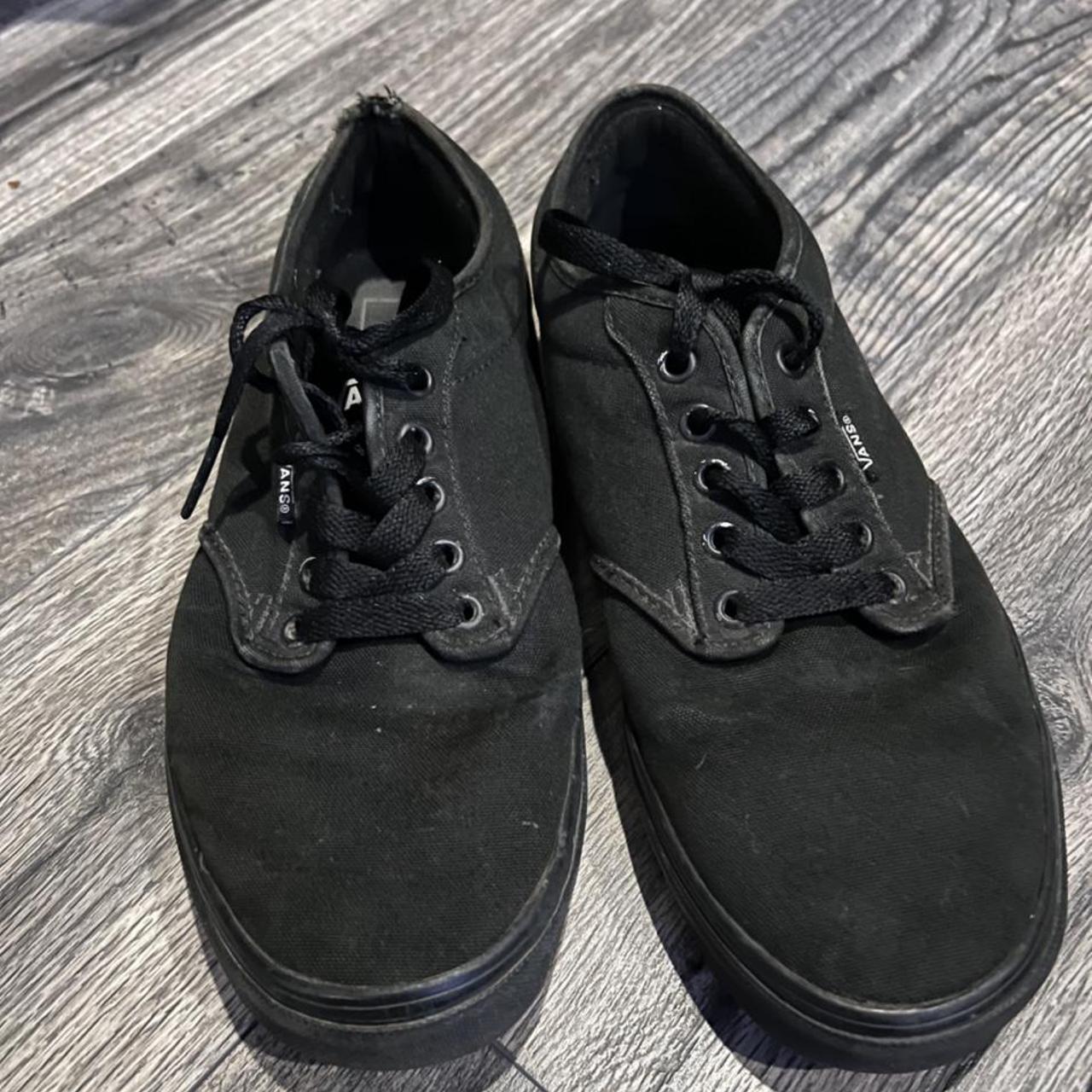 black vans size 9.5