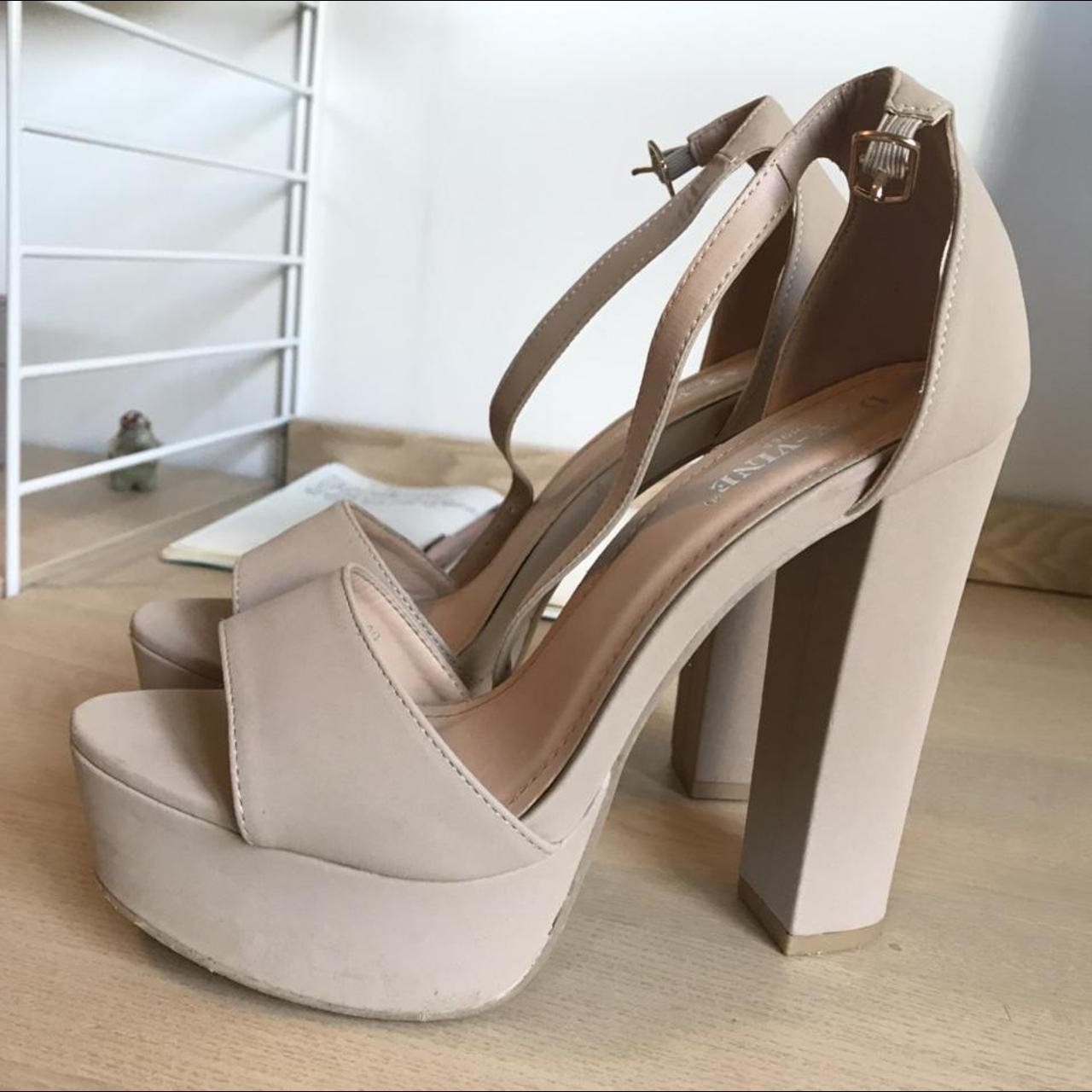 6 inch hot sale nude heels